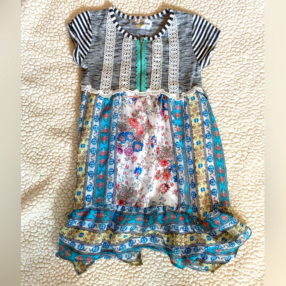 Little girl’s dress, toddler/small size. Beautiful print and details!